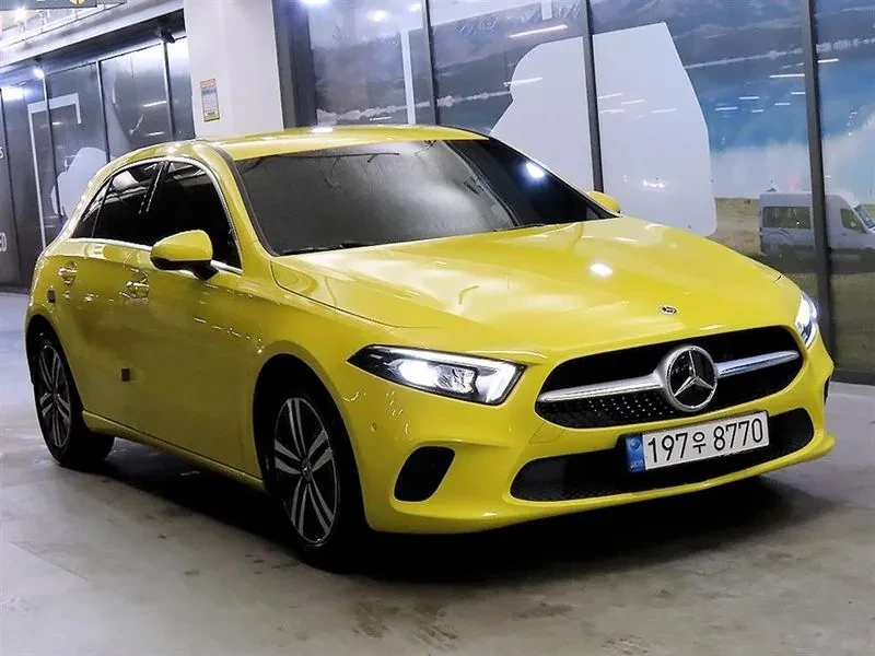Mercedes-Benz A 220