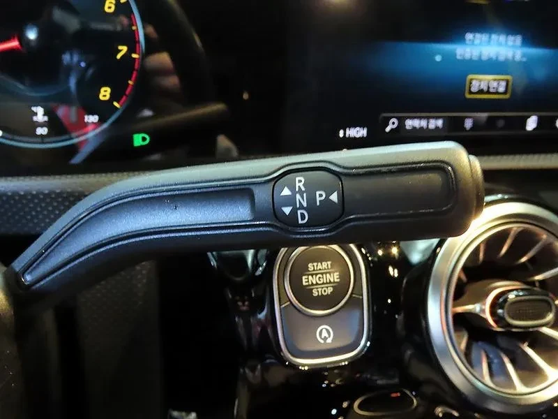 Mercedes-Benz A 220, снимка 12 - Автомобили и джипове - 55740055