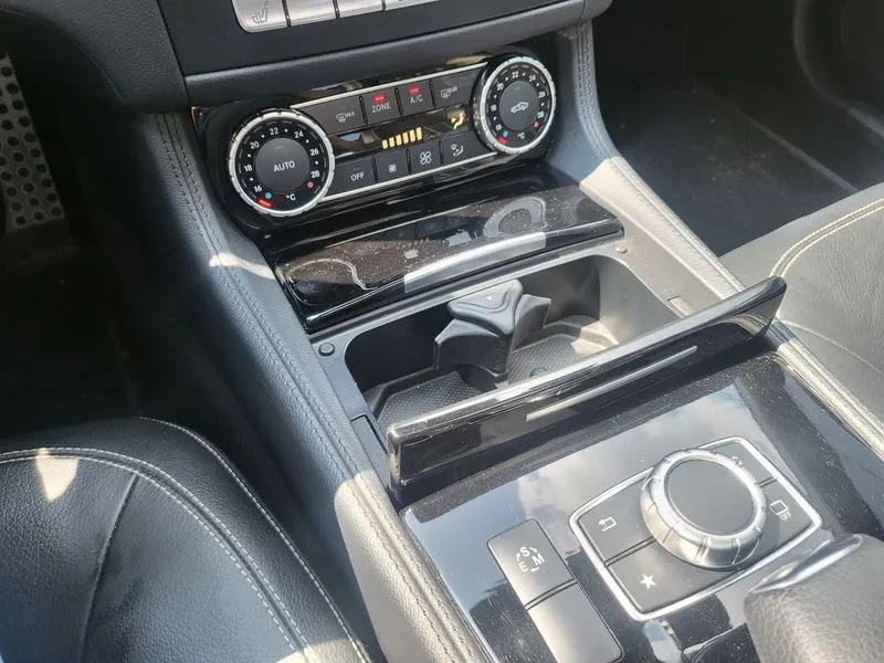 Mercedes-Benz CLS 250 D 4Matic Amg Line, снимка 17 - Автомобили и джипове - 55952590