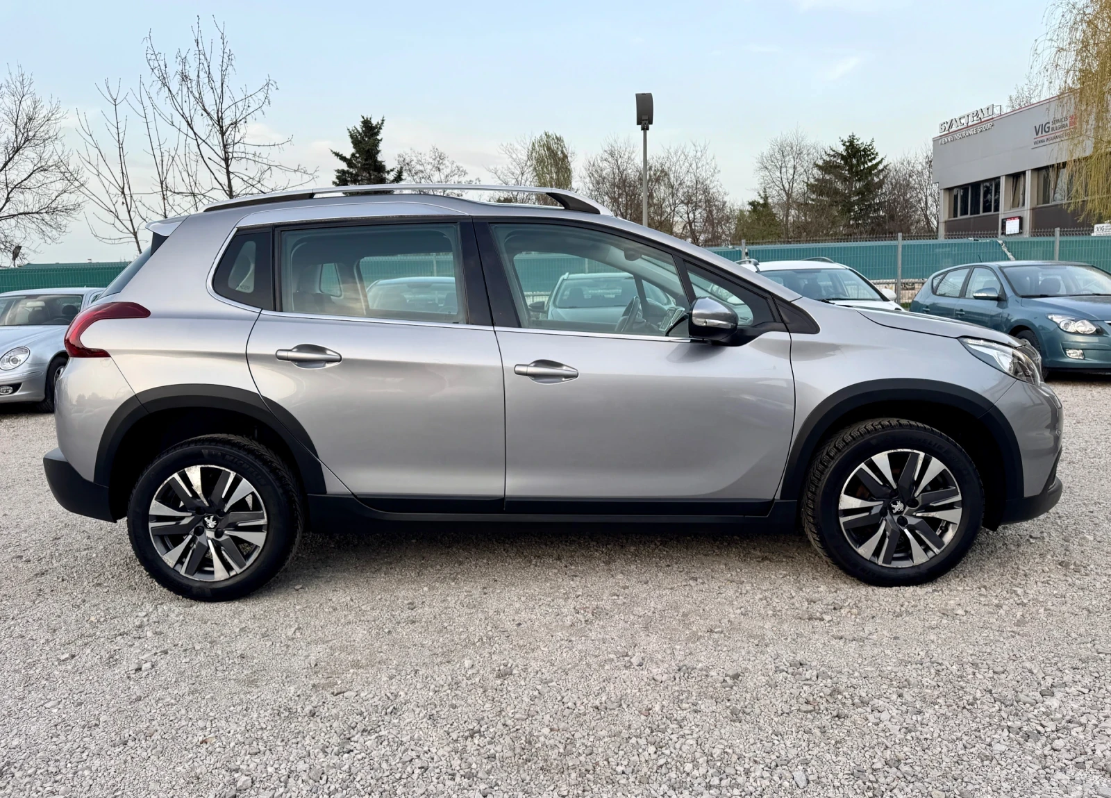 Peugeot 2008 1.6 Blue HDI Allure   ТОП СЪСТОЯНИЕ   - изображение 6