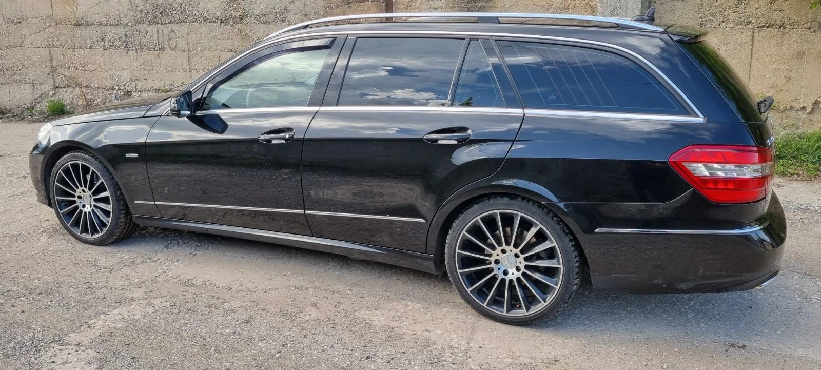 Mercedes-Benz E 350 Avantgarde 4 MATIC - изображение 9