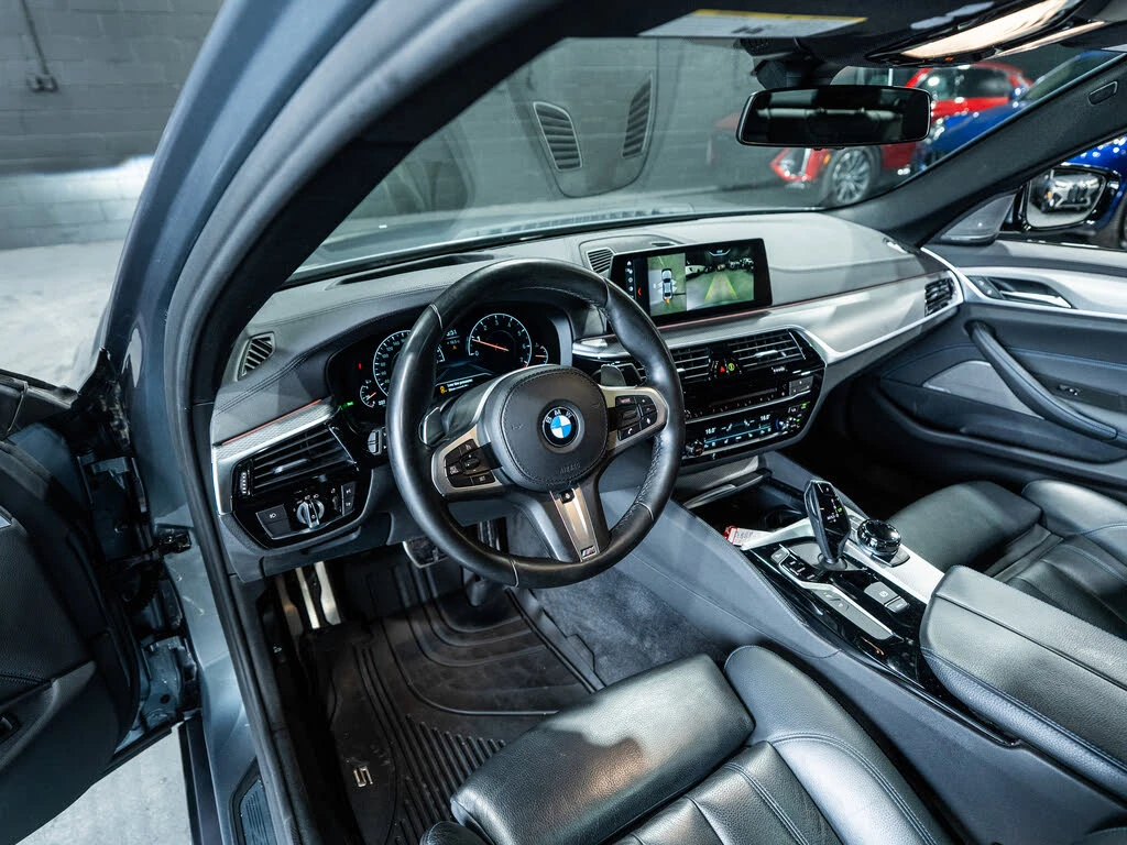 BMW 540 I * M-Package* * HeadUp* AвтоКредит* (ЦЕНА ДО БГ) - изображение 7