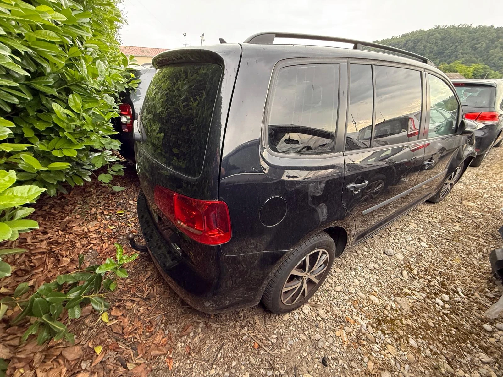 VW Touran 1, 6tdi | Auto.bg — изображение 1