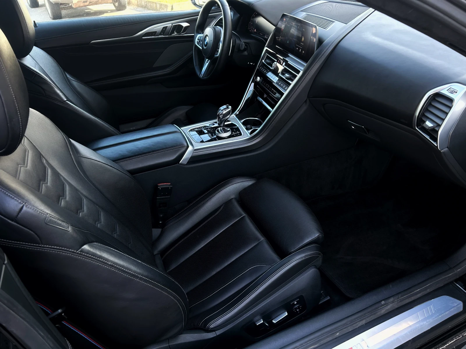 BMW 840 d M-Pack xDrive Exclusive, снимка 12 - Автомобили и джипове - 54980536