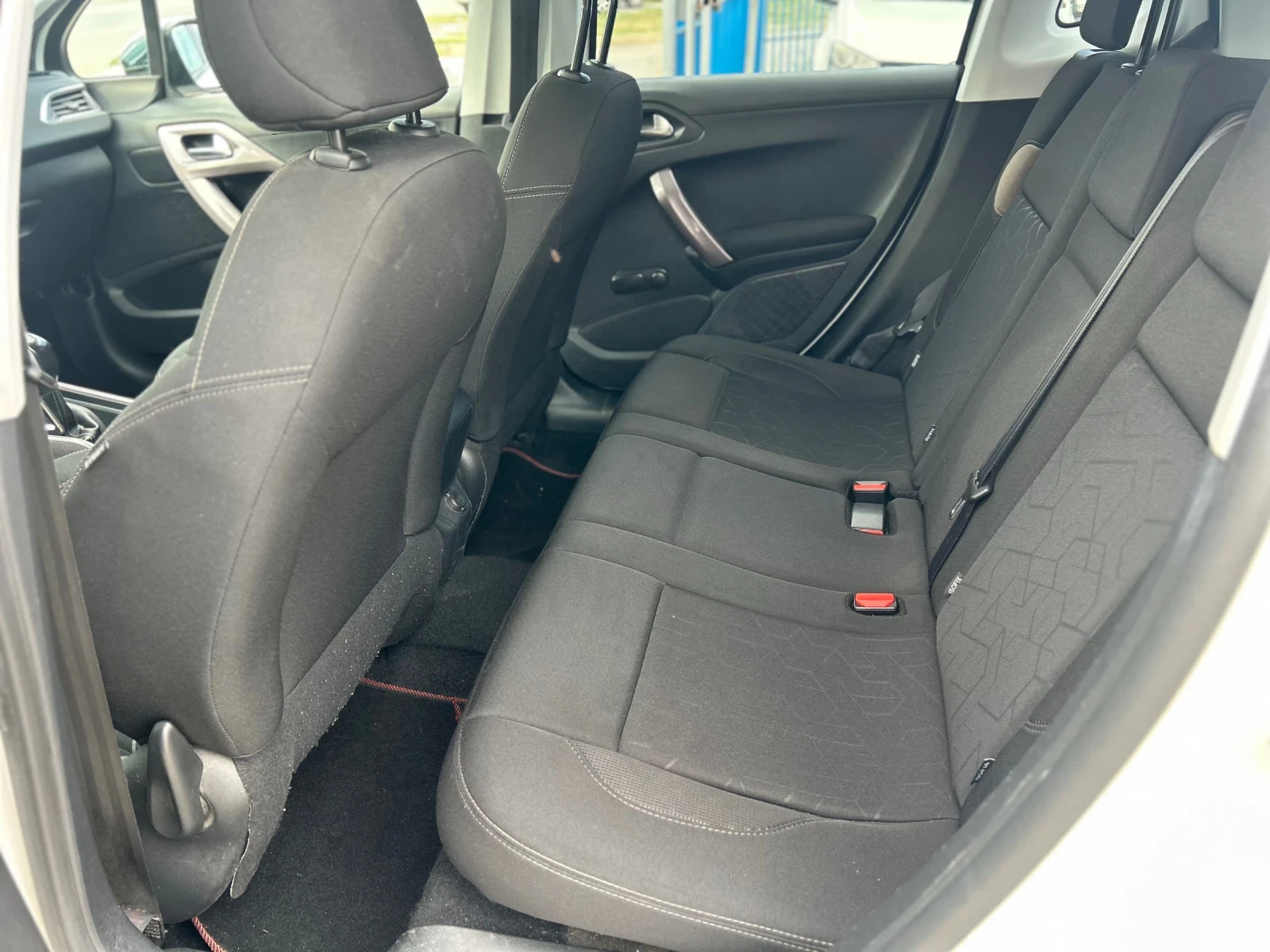 Peugeot 2008  - изображение 10