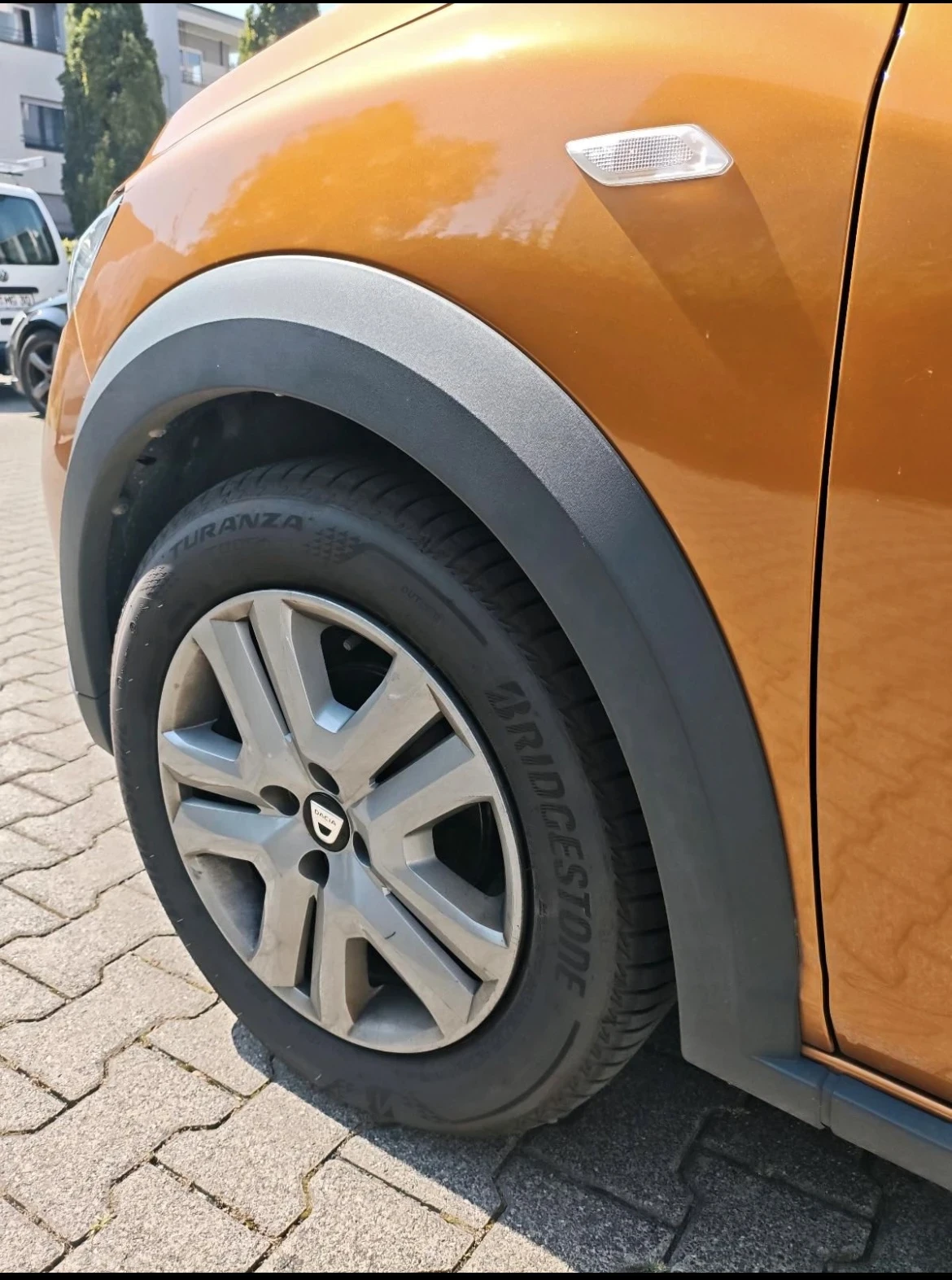Dacia Sandero 1.0 фабрична газ Stepway 101 к.с. 6скорости - изображение 7