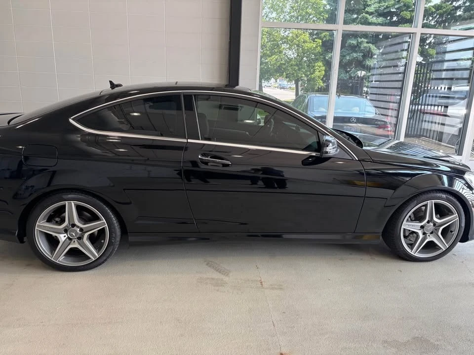 Mercedes-Benz C 350 * * CARFAX * * АВТОКРЕДИТ * *  - изображение 2