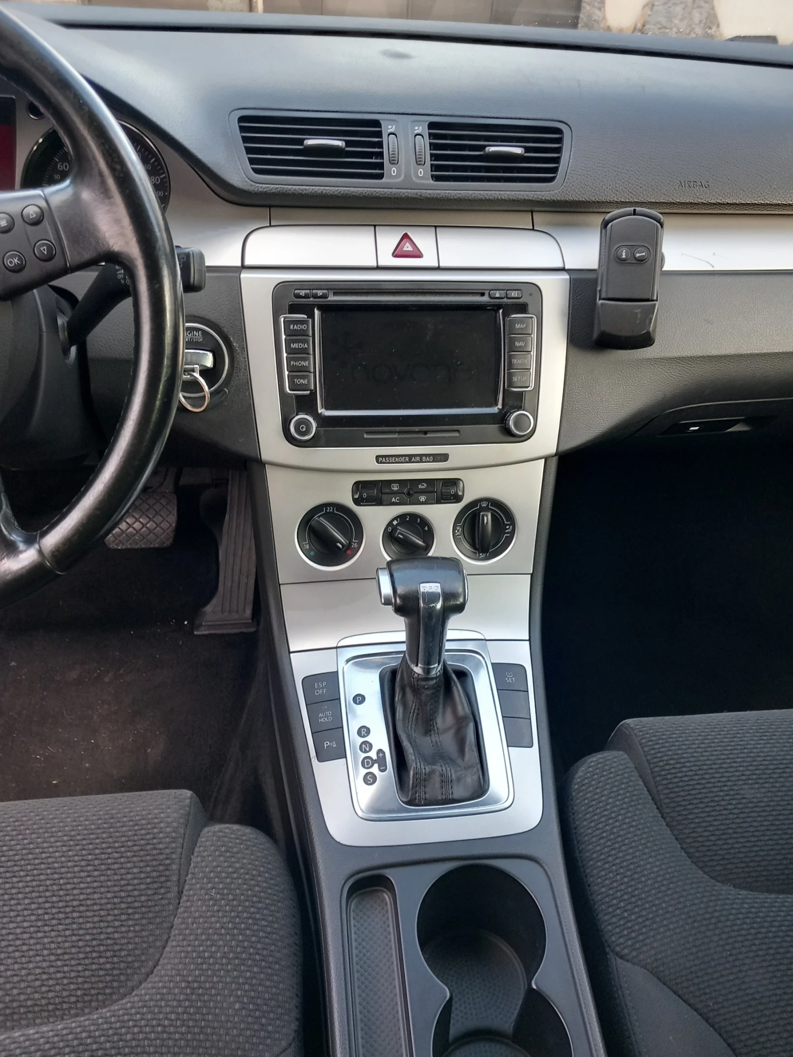 VW Passat 2.0 140 . 2008   | Mobile.bg   9