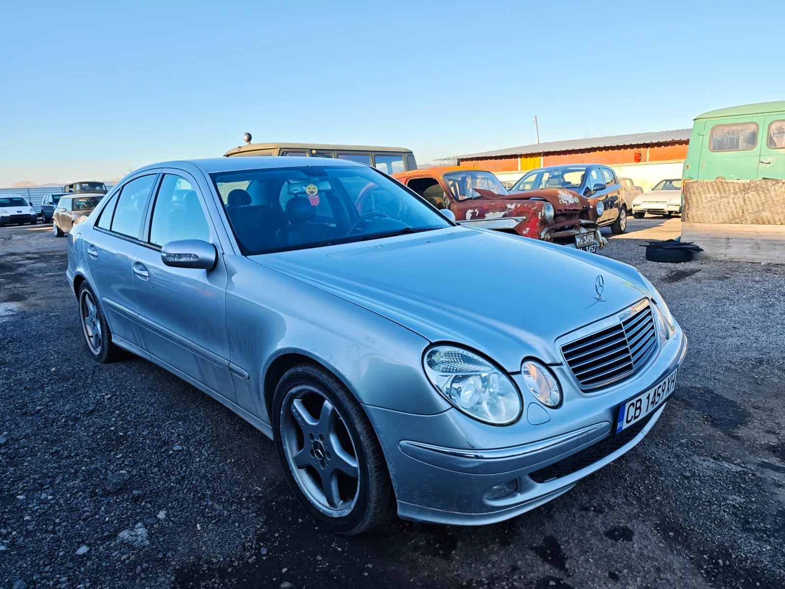 Mercedes-Benz E 270  - изображение 3