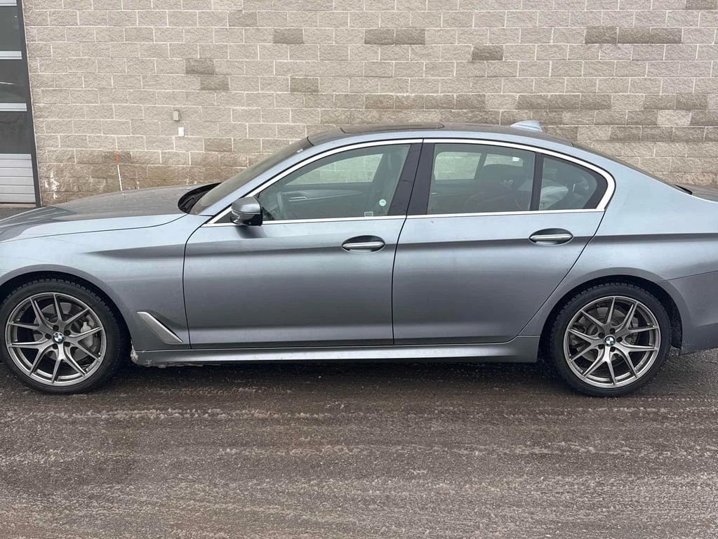 BMW 530 / xDrive / ОБДУХВАНЕ / 360 / CARFAX - изображение 2