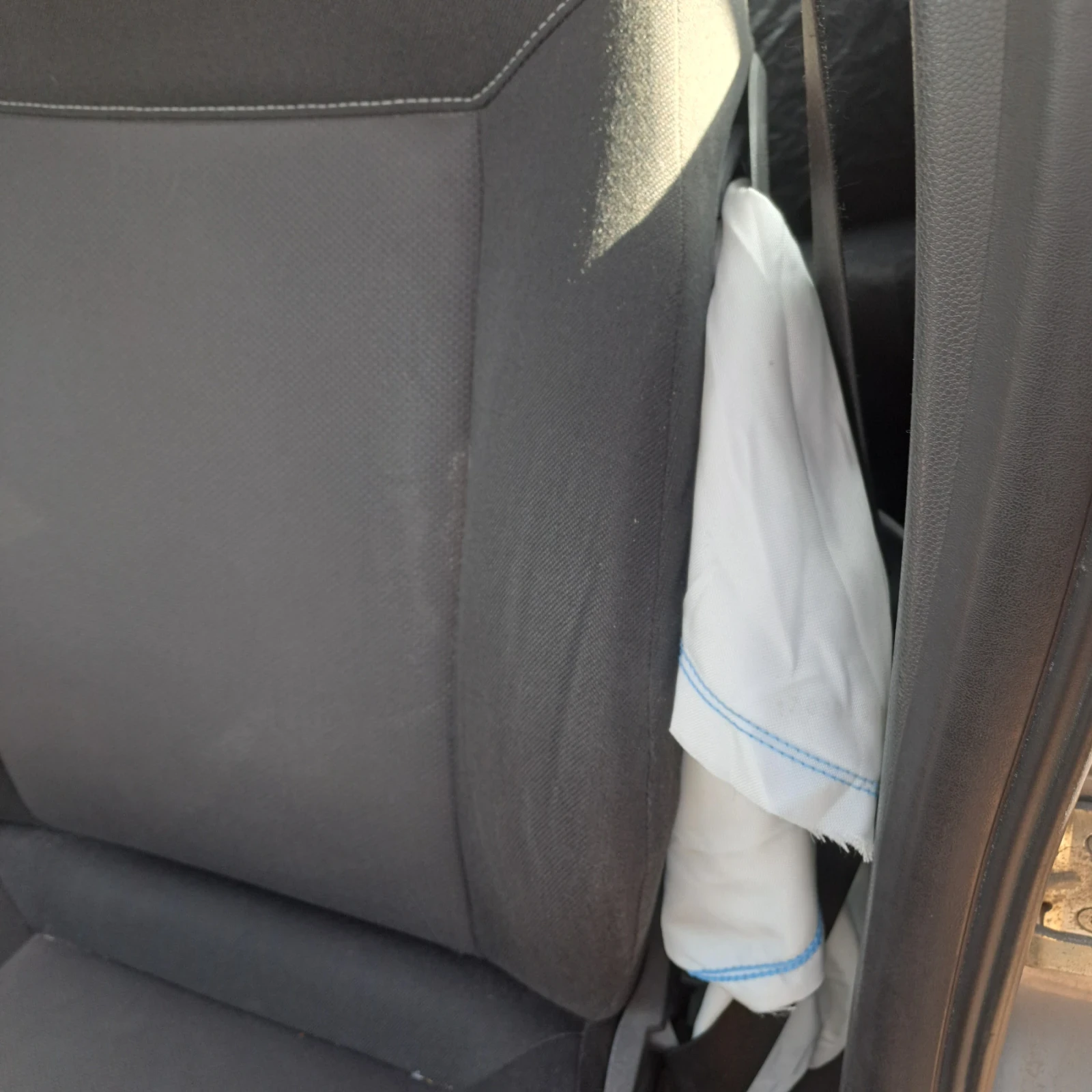 Opel Astra 1.7cdti, снимка 14 - Автомобили и джипове - 53275421