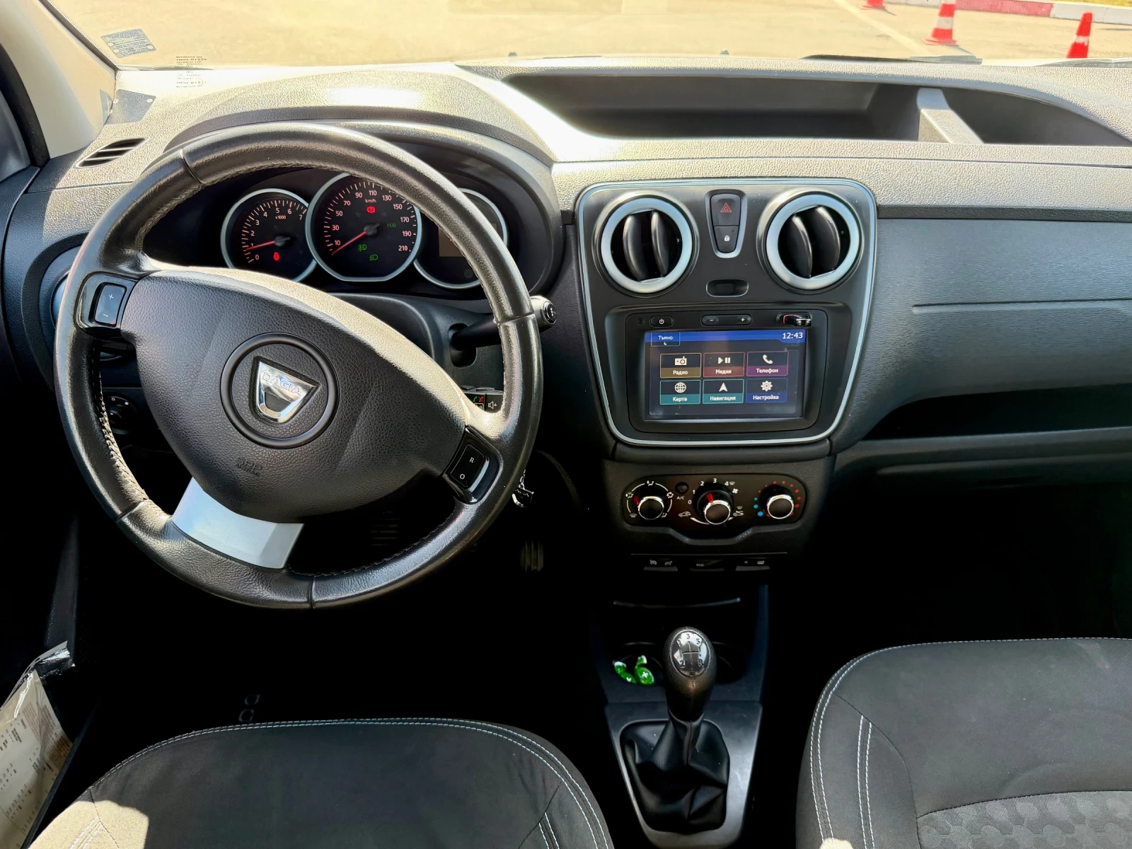 Dacia Dokker 1.5DCI 90k TOP, снимка 9 - Автомобили и джипове - 53827992