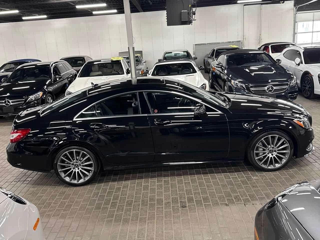 Mercedes-Benz CLS 550 * CARFAX *  ��������� * ��������� * + ���� *  | Mobile.bg � ����������� 3