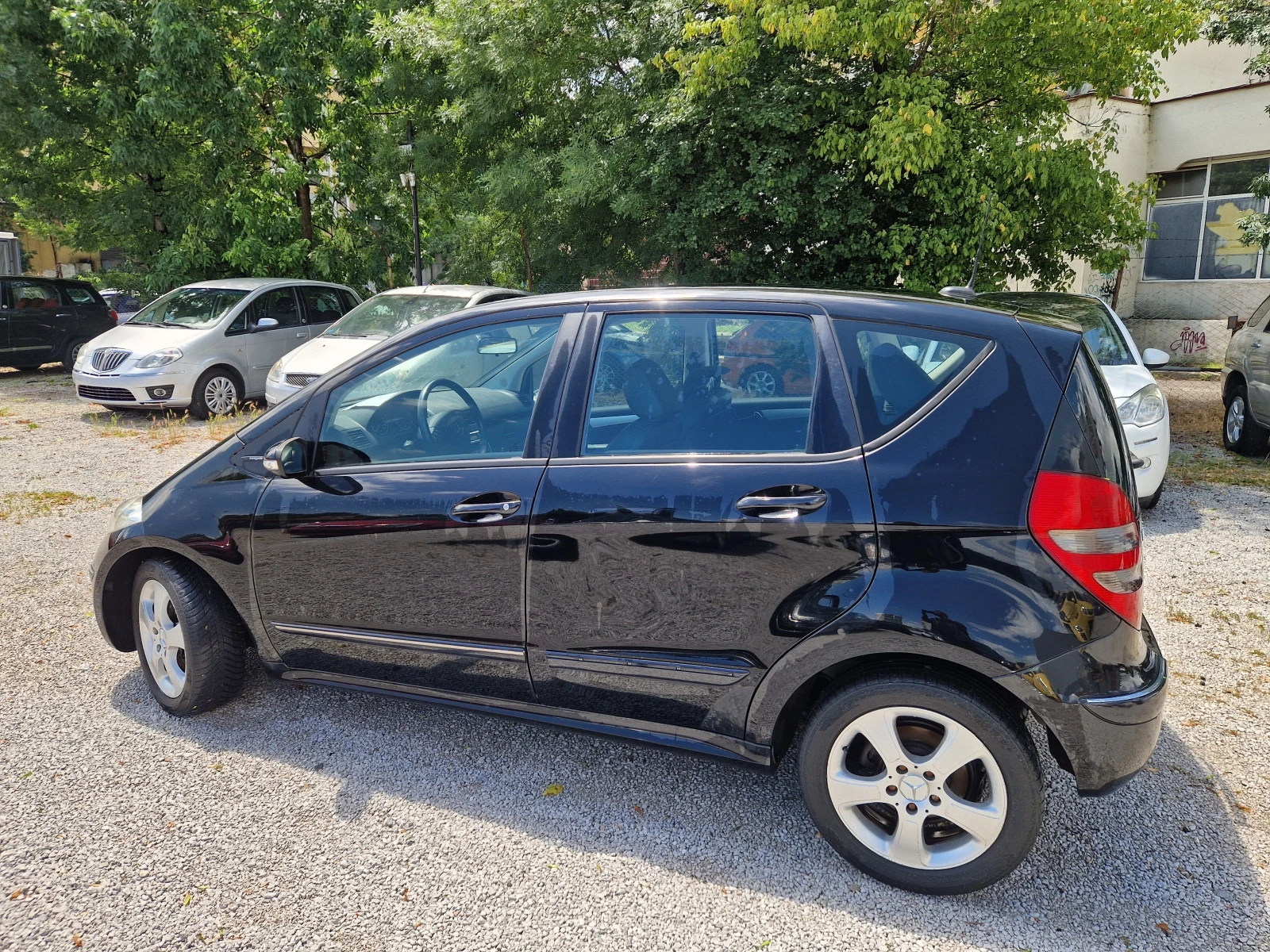 Mercedes-Benz A 180 2.0CDI/AVANGARDE, снимка 8 - Автомобили и джипове - 54041324