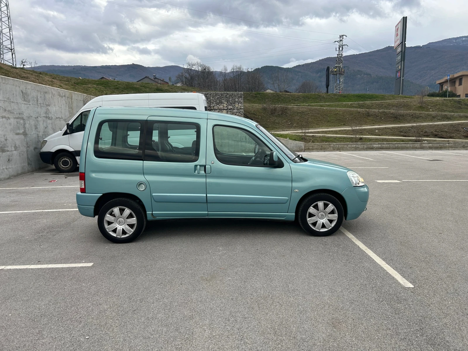 Citroen Berlingo, снимка 8 - Автомобили и джипове - 54116328