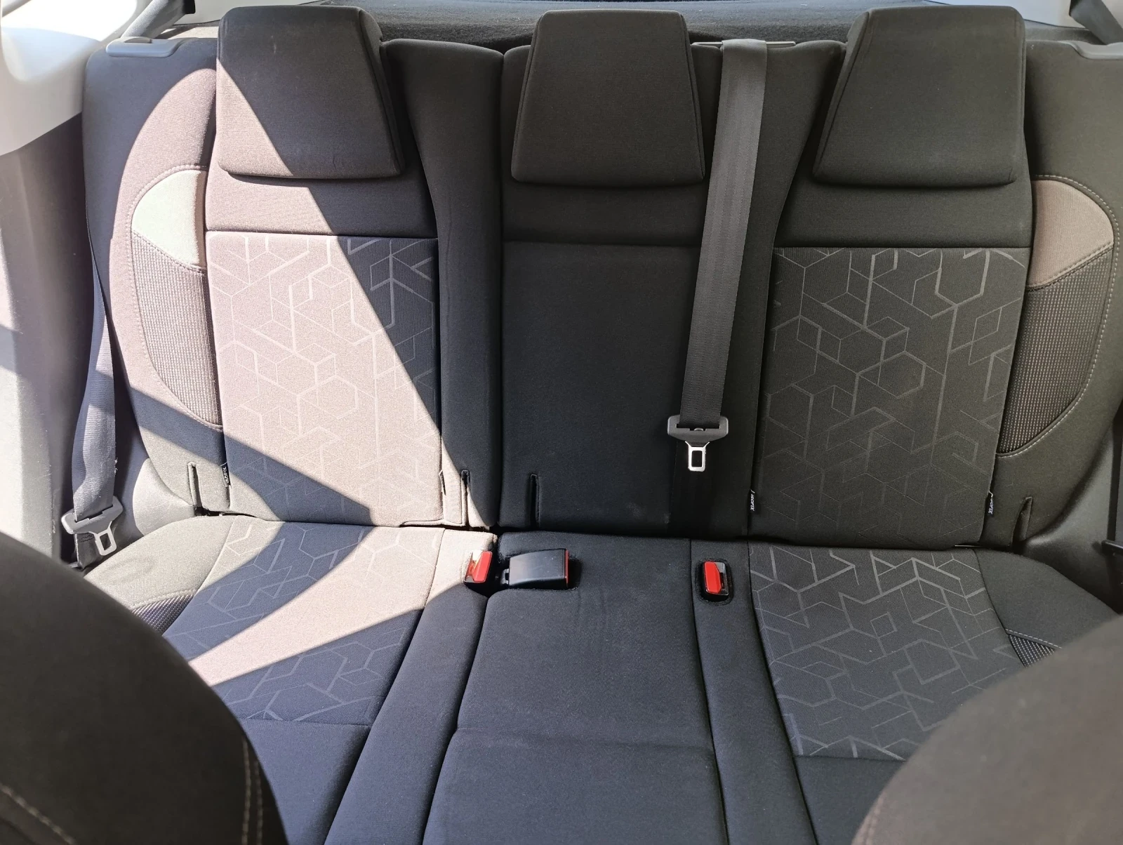 Peugeot 2008, снимка 6 - Автомобили и джипове - 54123781