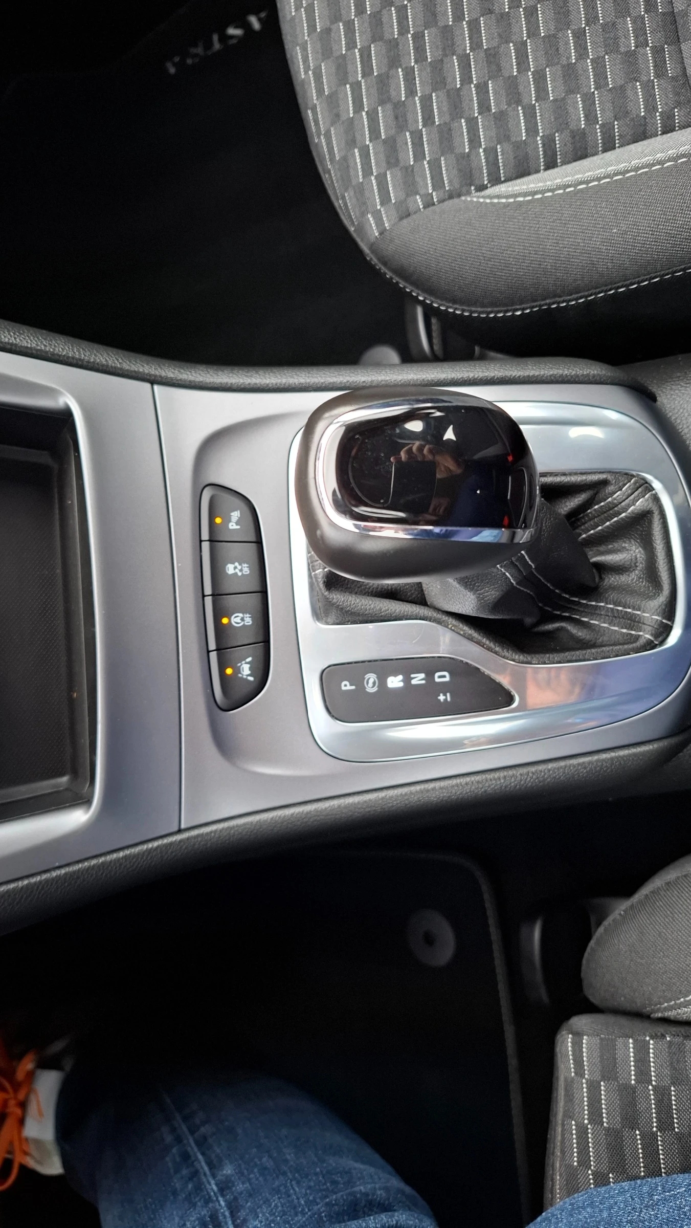 Opel Astra 1, 5CDTI, TOP, Facelift, снимка 12 - Автомобили и джипове - 54127383