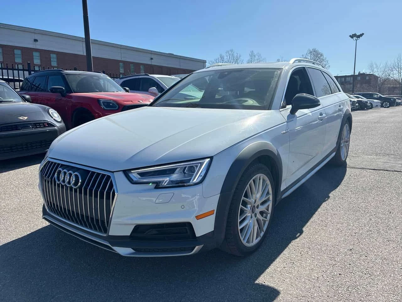 Audi A4 Allroad  | Technik | ОБДУХВАНЕ | PANO | 360 | 