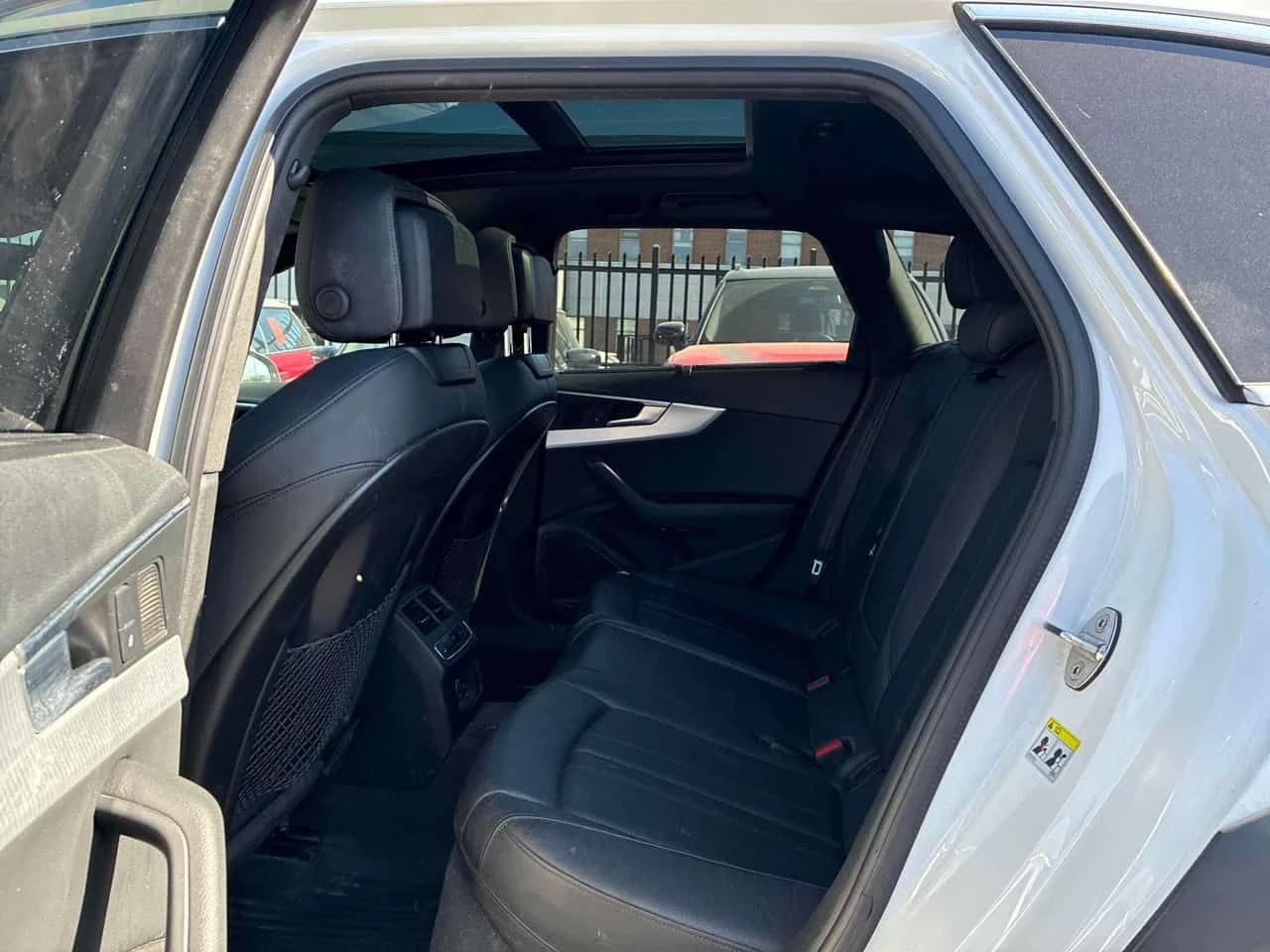 Audi A4 Allroad  | Technik | ОБДУХВАНЕ | PANO | 360 | , снимка 14 - Автомобили и джипове - 54368621