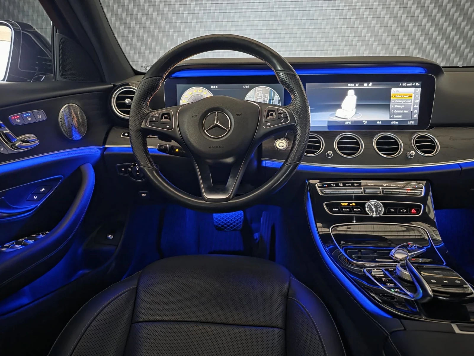 Mercedes-Benz E 350 Mercedes 350d * AMG OPTIC* ОБДУХВАНЕ* 360* MULTIBE, снимка 11 - Автомобили и джипове - 54526853