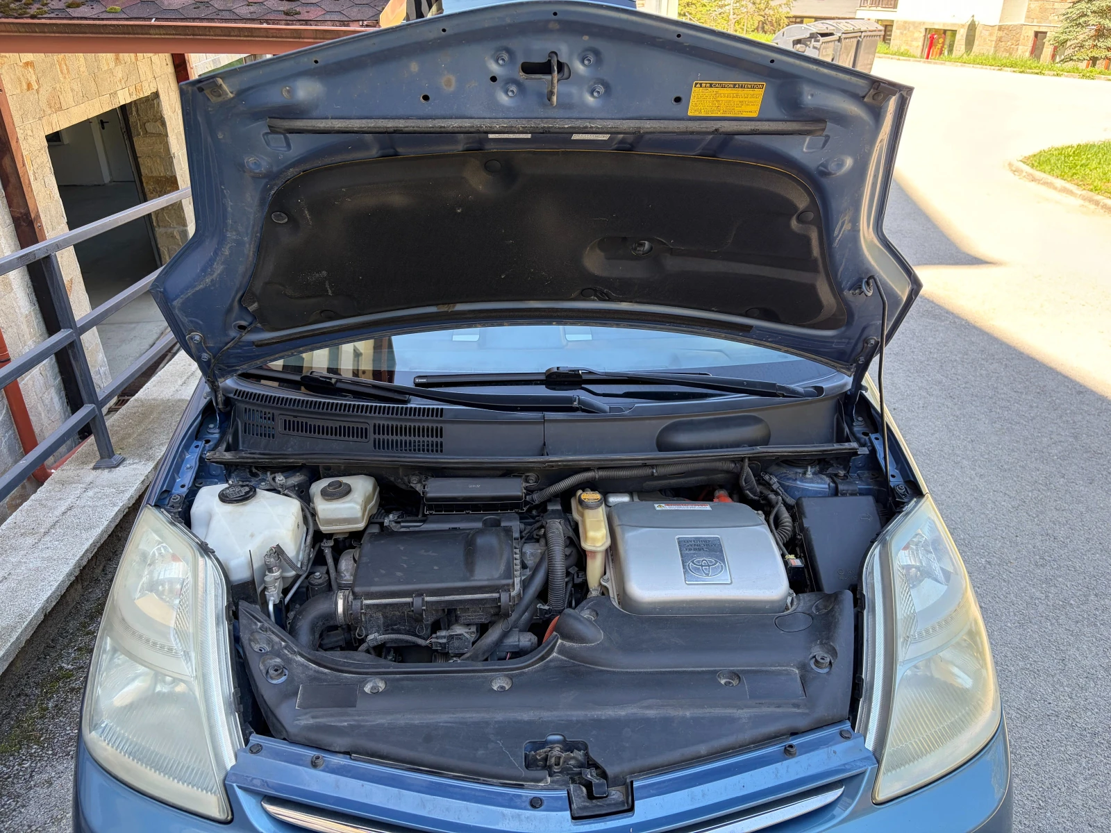 Toyota Prius NHW20, снимка 10 - Автомобили и джипове - 54554045