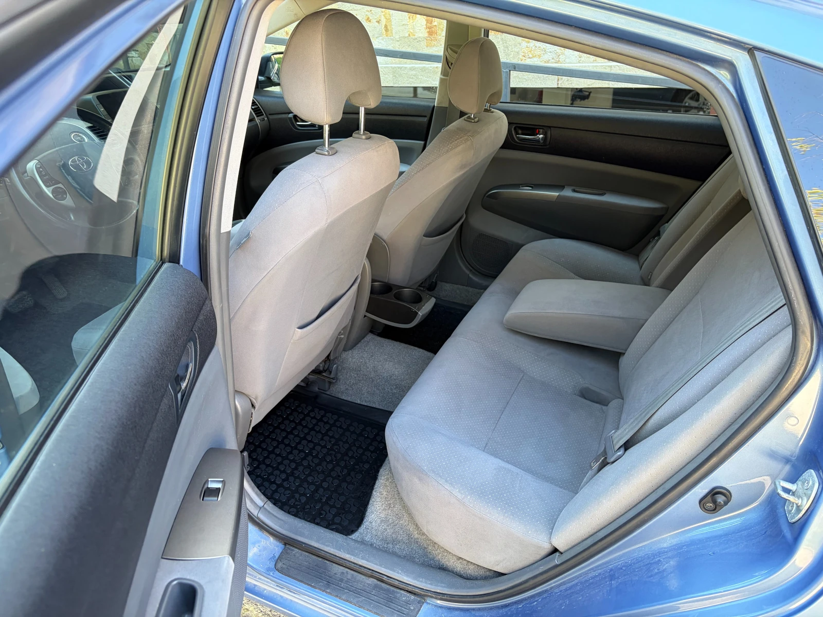Toyota Prius NHW20, снимка 13 - Автомобили и джипове - 54554045