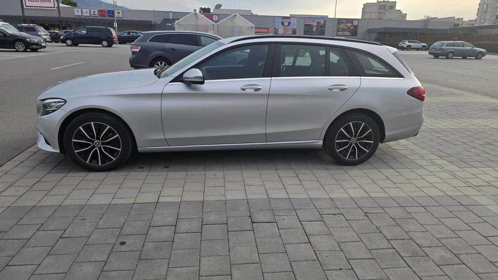 Mercedes-Benz C 180 C180d Wagon, 9G tronic, LED, перфектна, снимка 6 - Автомобили и джипове - 55737718