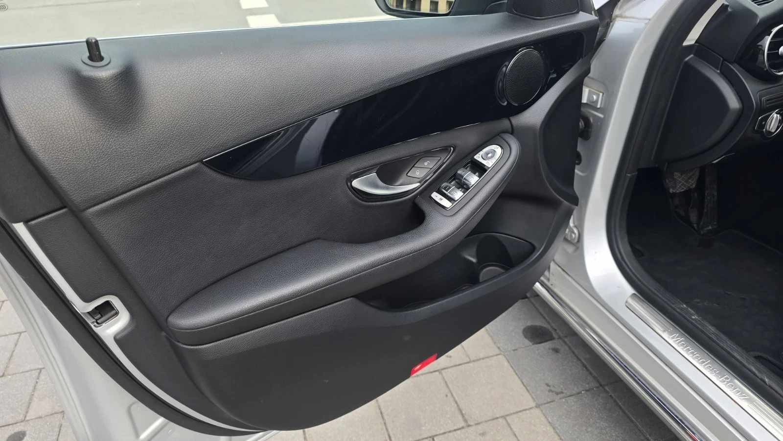Mercedes-Benz C 180 C180d Wagon, 9G tronic, LED, перфектна, снимка 15 - Автомобили и джипове - 55737718