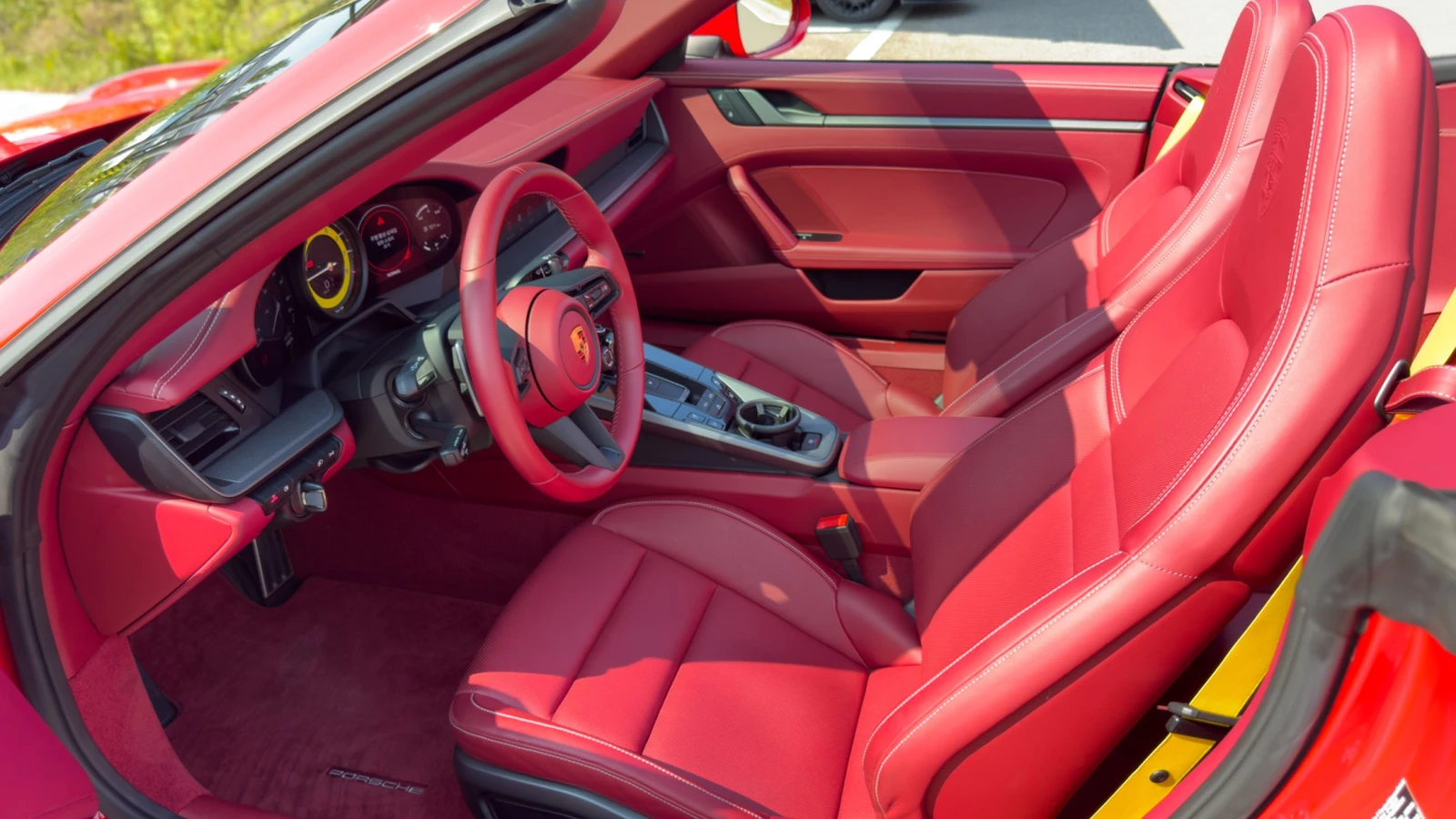 Porsche 911 Carrera* BOSE* 360* BLIND SPOT* КРАЙНА ЦЕНА, снимка 12 - Автомобили и джипове - 55608868