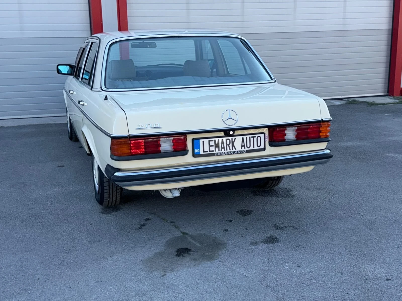 Mercedes-Benz 200 123 ЛИЗИНГ!!!, снимка 9 - Автомобили и джипове - 55695168