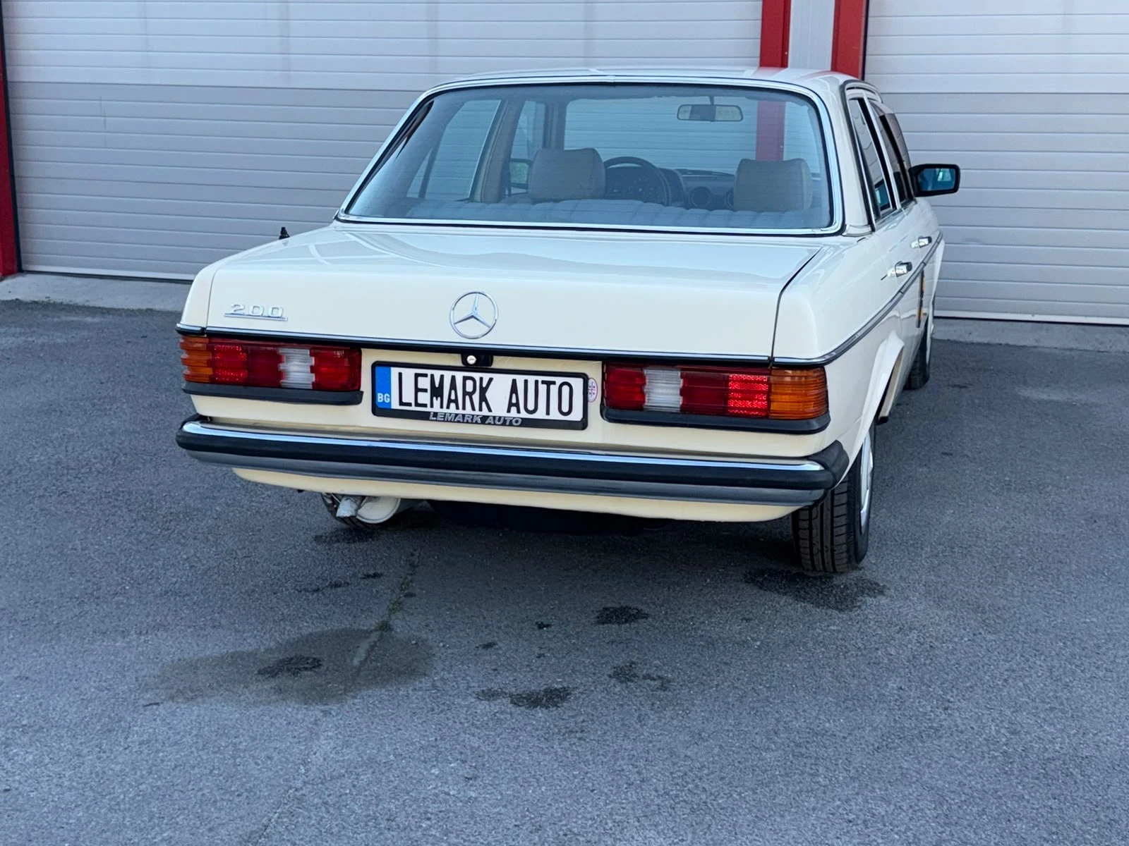Mercedes-Benz 200 123 ЛИЗИНГ!!!, снимка 8 - Автомобили и джипове - 55695168