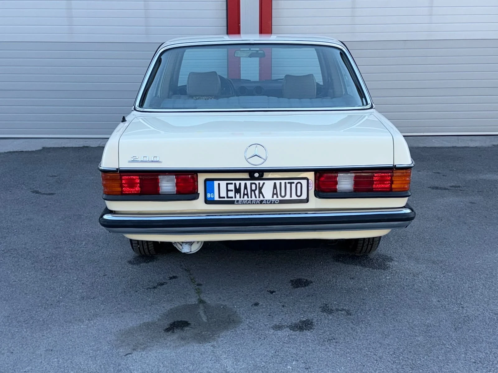 Mercedes-Benz 200 123 ЛИЗИНГ!!!, снимка 10 - Автомобили и джипове - 55695168