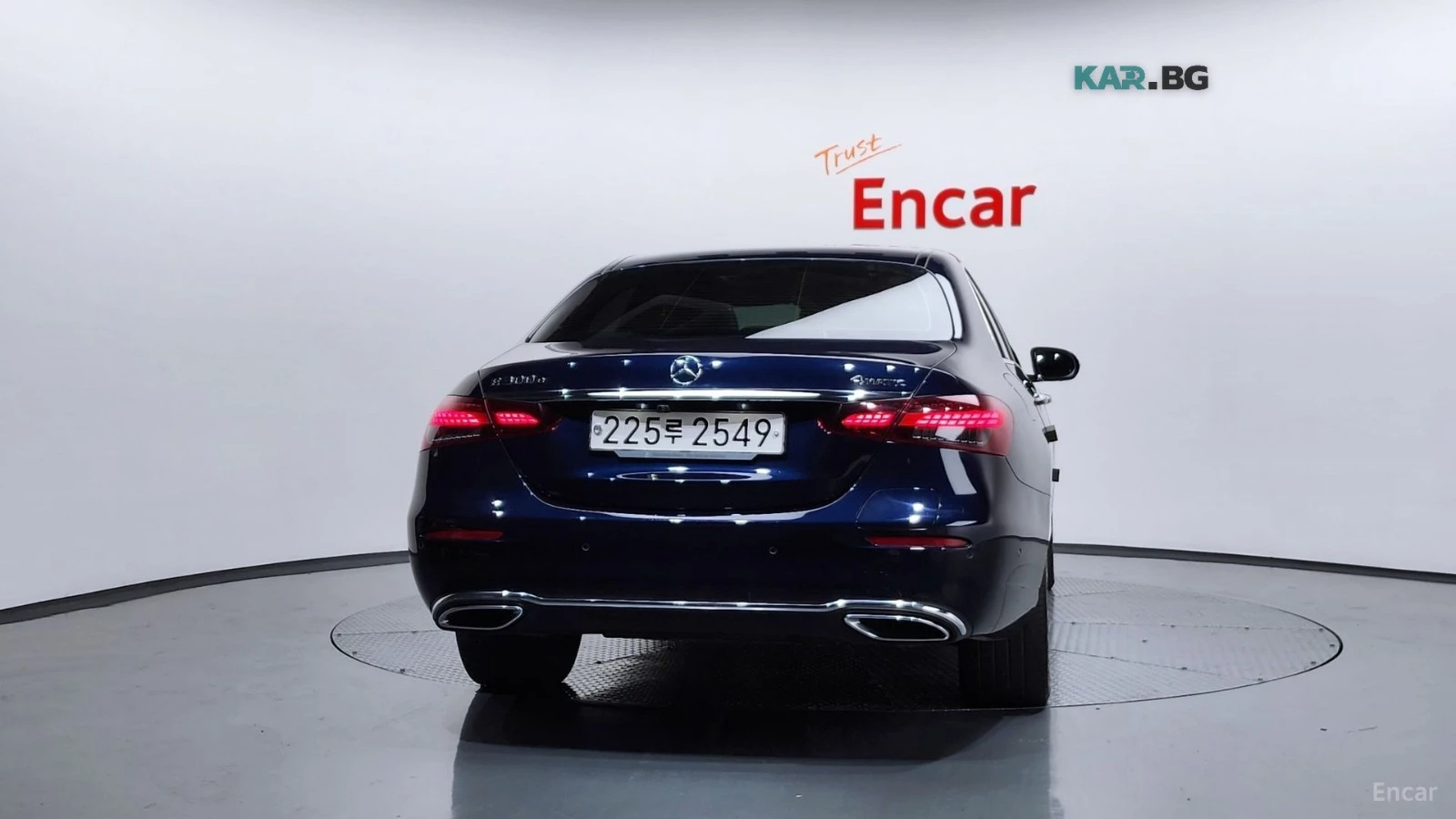 Mercedes-Benz E 300 ОБДУХВАНЕ* 360 КАМЕРА* ПАНО* 4 ПОДГРЕВА* HEADUP, снимка 4 - Автомобили и джипове - 55729428