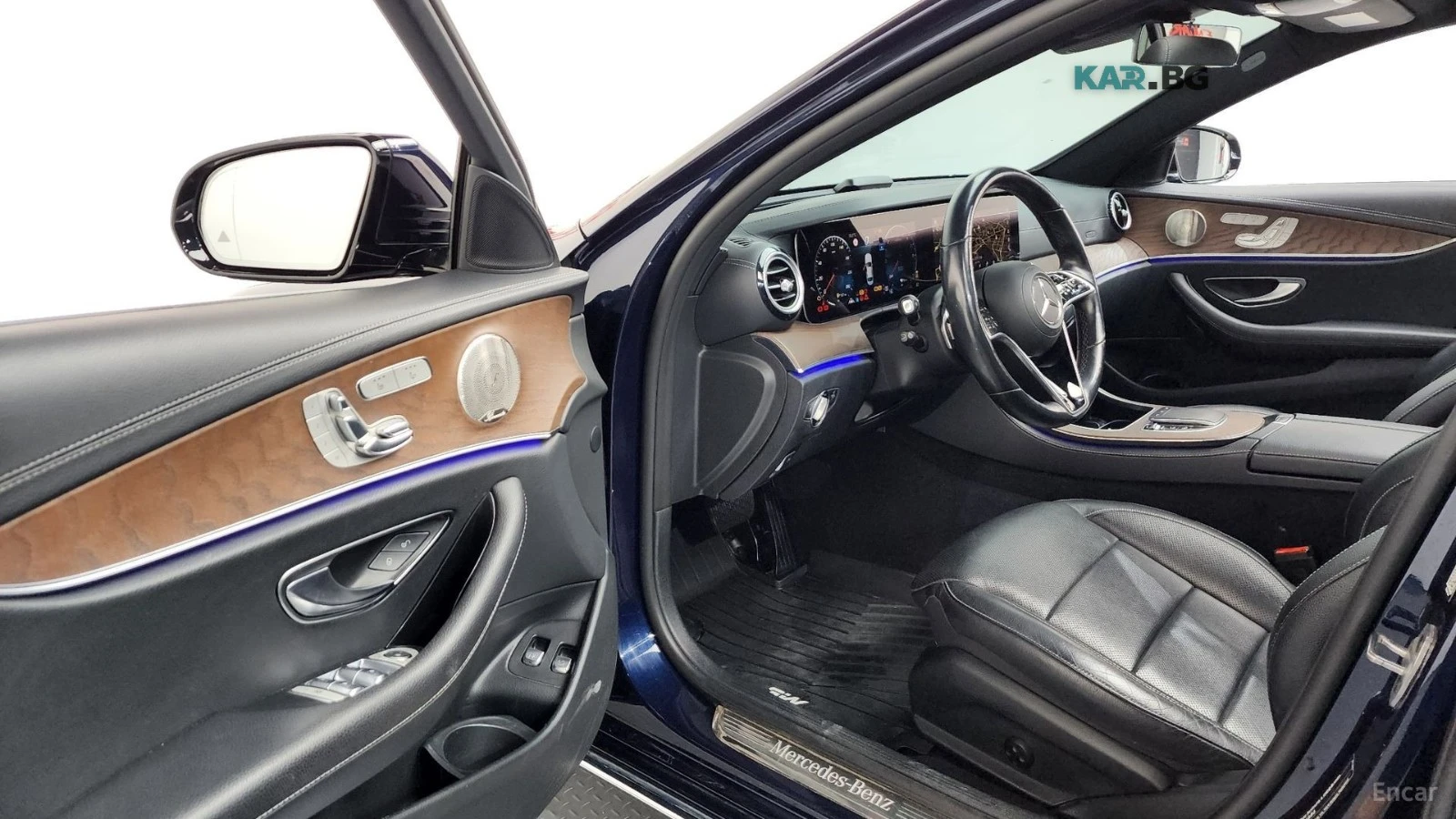 Mercedes-Benz E 300 ОБДУХВАНЕ* 360 КАМЕРА* ПАНО* 4 ПОДГРЕВА* HEADUP, снимка 10 - Автомобили и джипове - 55729428