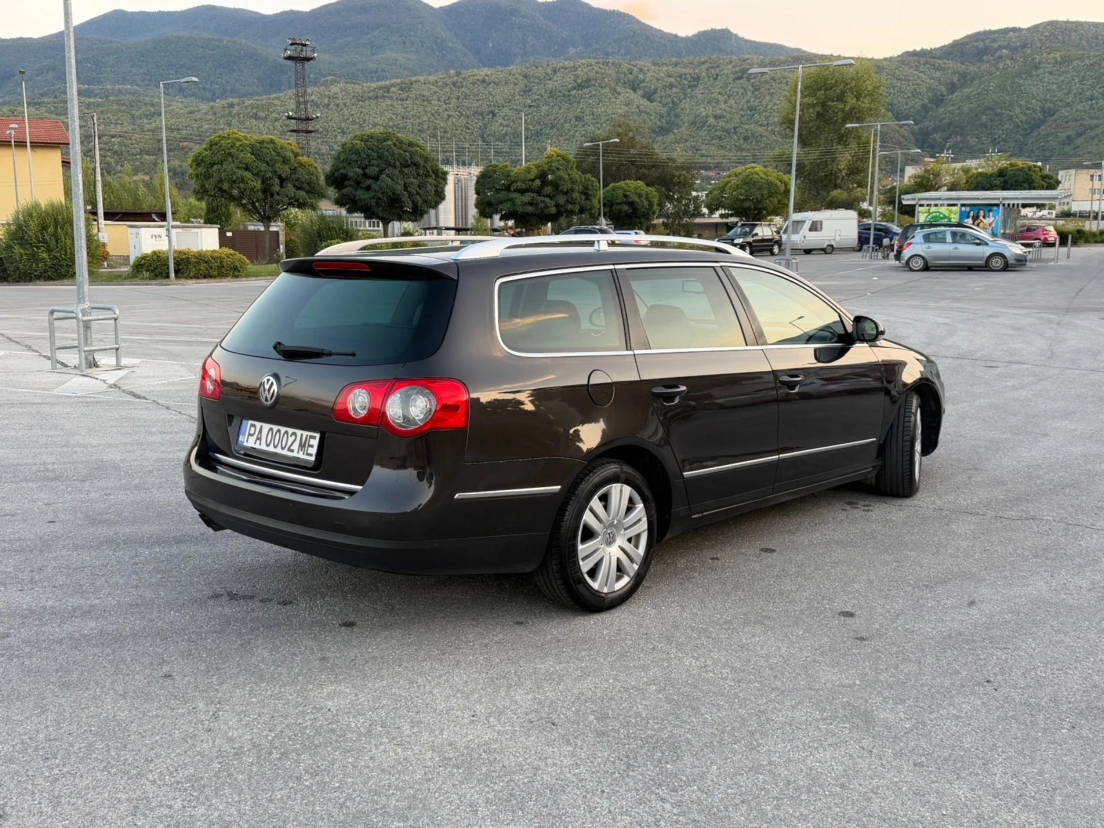 VW Passat, снимка 4 - Автомобили и джипове - 56158290