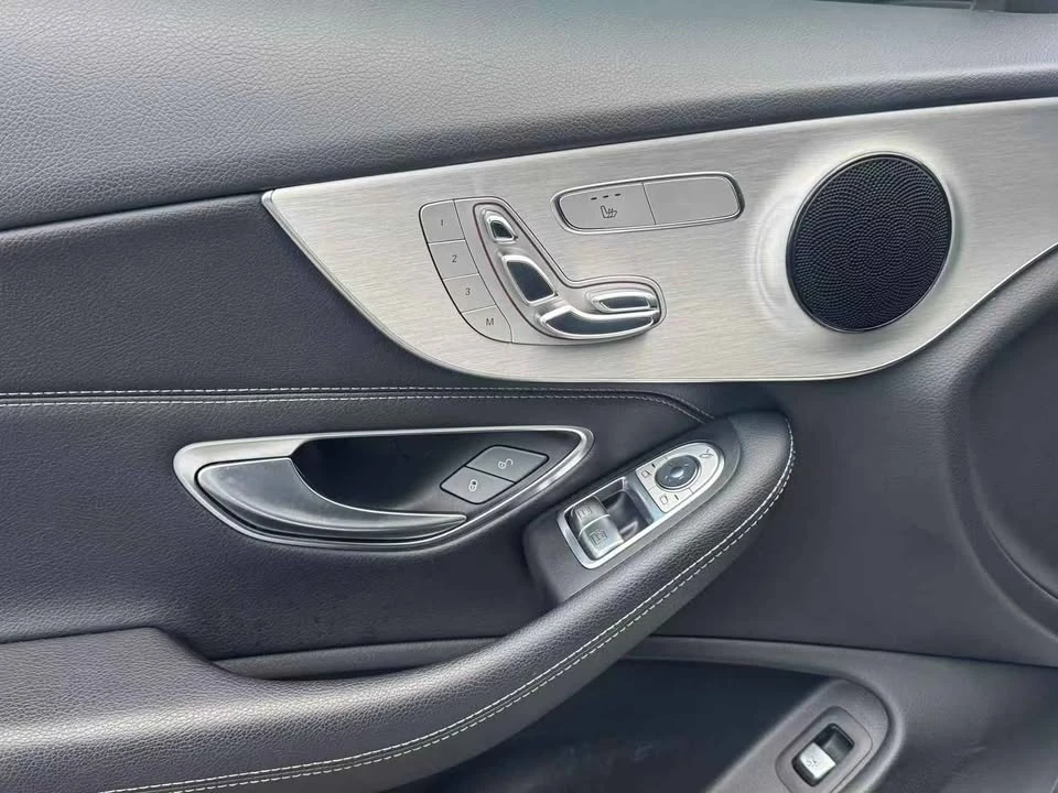 Mercedes-Benz C 300 4MATIC Coupe, АВТОКРЕДИТ, ЦЕНА до БГ, снимка 9 - Автомобили и джипове - 56244365