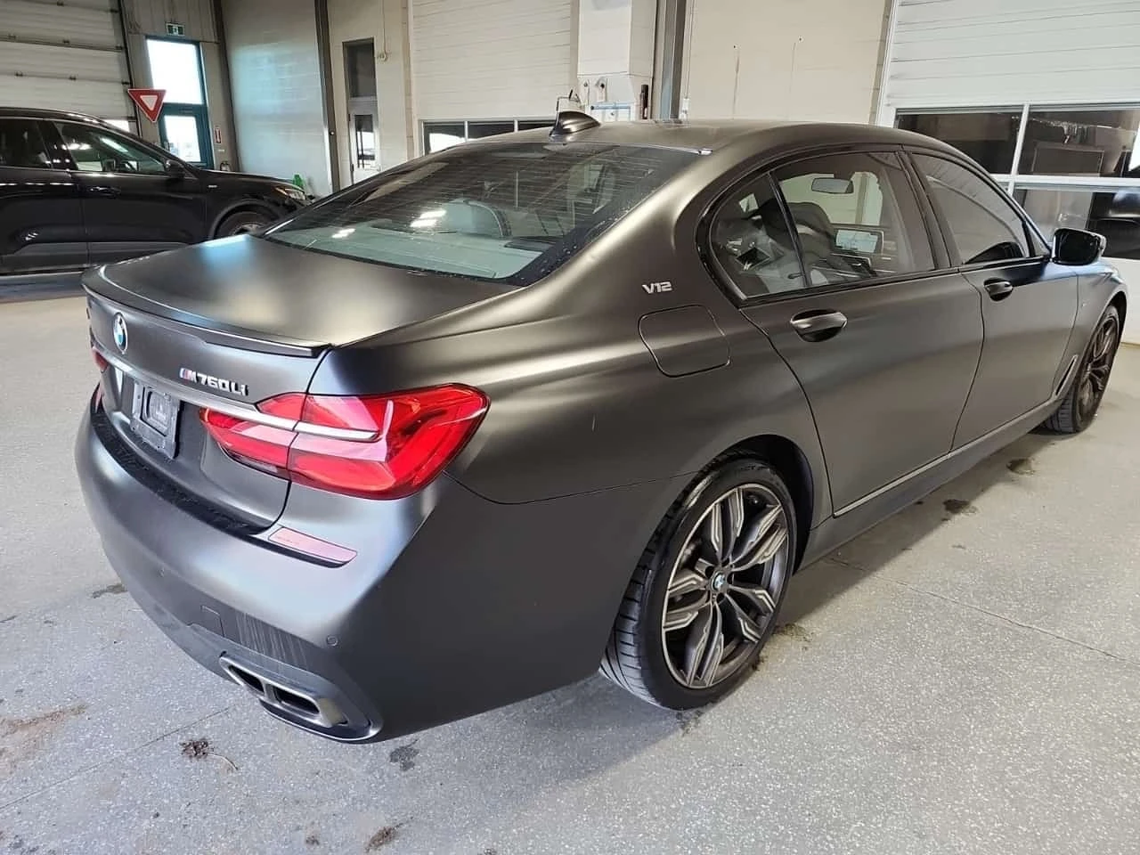BMW 760 * M760LI XDRIVE * CARFAX *  | Mobile.bg � ����������� 3