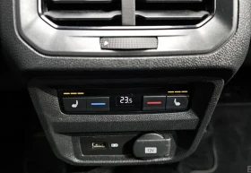 VW Tiguan 2.0 TDI 4MOTION* PRESTIGE* SUNROOF* ПОДГРЕВ* КОЖА*, снимка 17