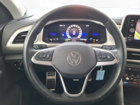 VW T-Roc 2.0 DIESEL/DSG/150HP/CAM/NAVI/APPLECARPLAY/411bb | Mobile.bg    9