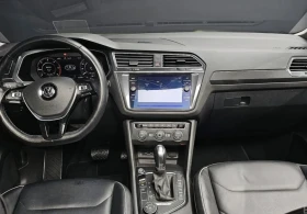 VW Tiguan 2.0 TDI 4MOTION* PRESTIGE* SUNROOF* ПОДГРЕВ* КОЖА* - 19900 € / 38921.02 лв. - 26530575 6