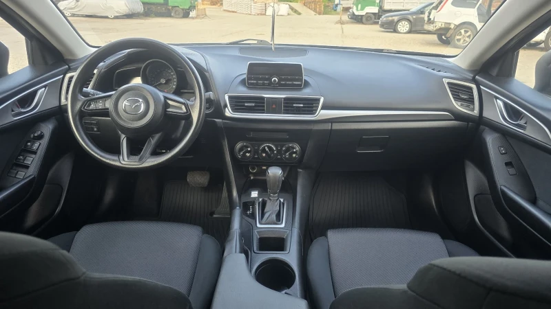 Mazda 3 SKYACTIV 2.0 BARTER, снимка 11 - Автомобили и джипове - 52450705