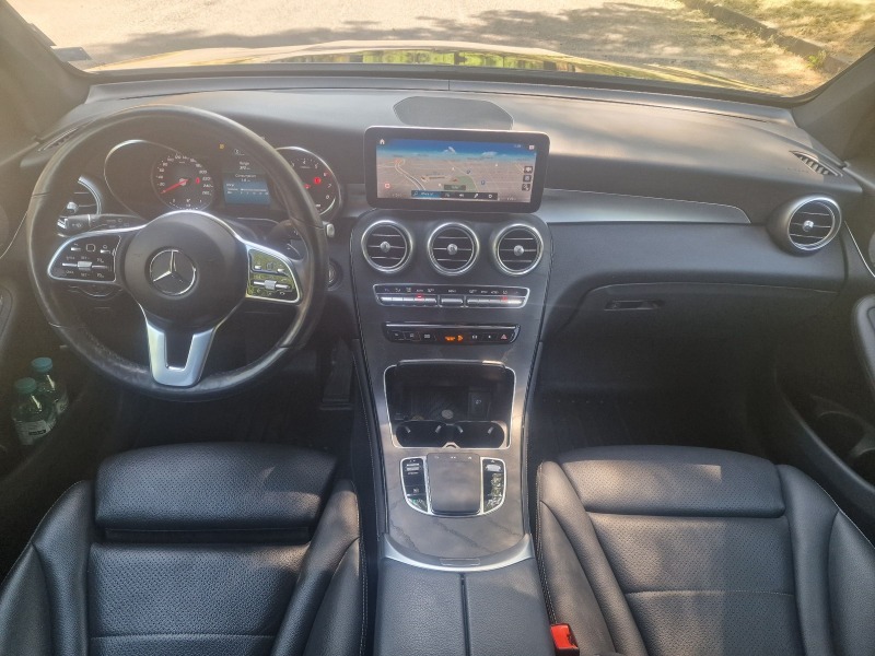 Mercedes-Benz GLC 300 AMG 4-MATIC, снимка 10 - Автомобили и джипове - 46403828