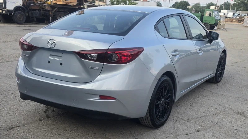 Mazda 3 SKYACTIV 2.0 BARTER, снимка 7 - Автомобили и джипове - 52450705