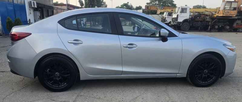 Mazda 3 SKYACTIV 2.0 BARTER, снимка 8 - Автомобили и джипове - 52450705