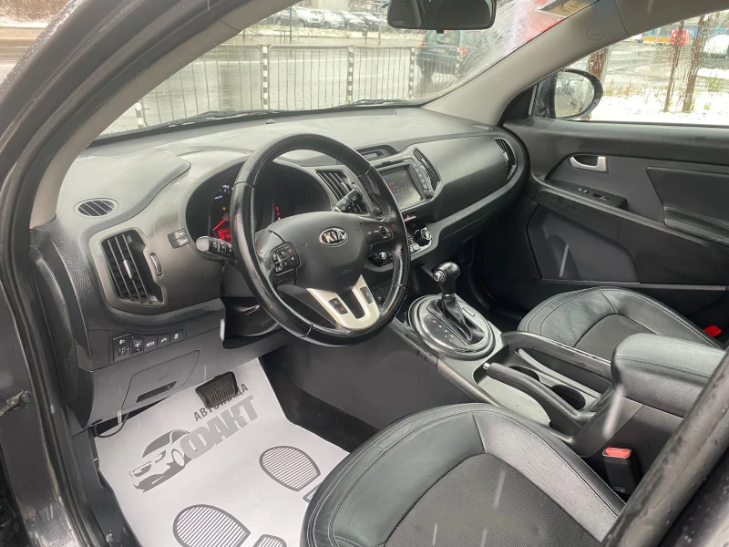 Kia Sportage 2.0CRDi/4x4/AVTOMAT/РЕАЛНИ КМ ! ! ! , снимка 7 - Автомобили и джипове - 48260382