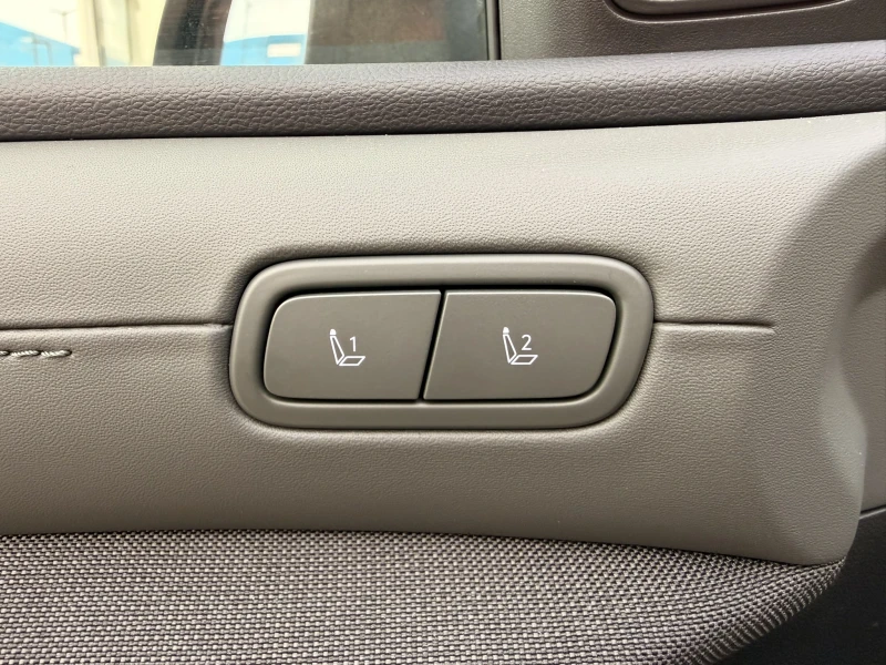 Hyundai Tucson LUXURY 20TH ANNIVERSARY AWD, снимка 15 - Автомобили и джипове - 52638573