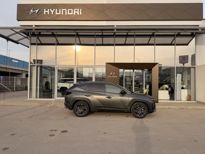 Hyundai Tucson LUXURY 20TH ANNIVERSARY AWD, снимка 6 - Автомобили и джипове - 52638573
