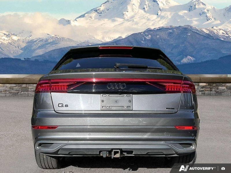 Audi Q8 * Premium * CARFAX * БЕЗ ПЪРВОНАЧАЛНА ВНОСКА, снимка 4 - Автомобили и джипове - 53248854