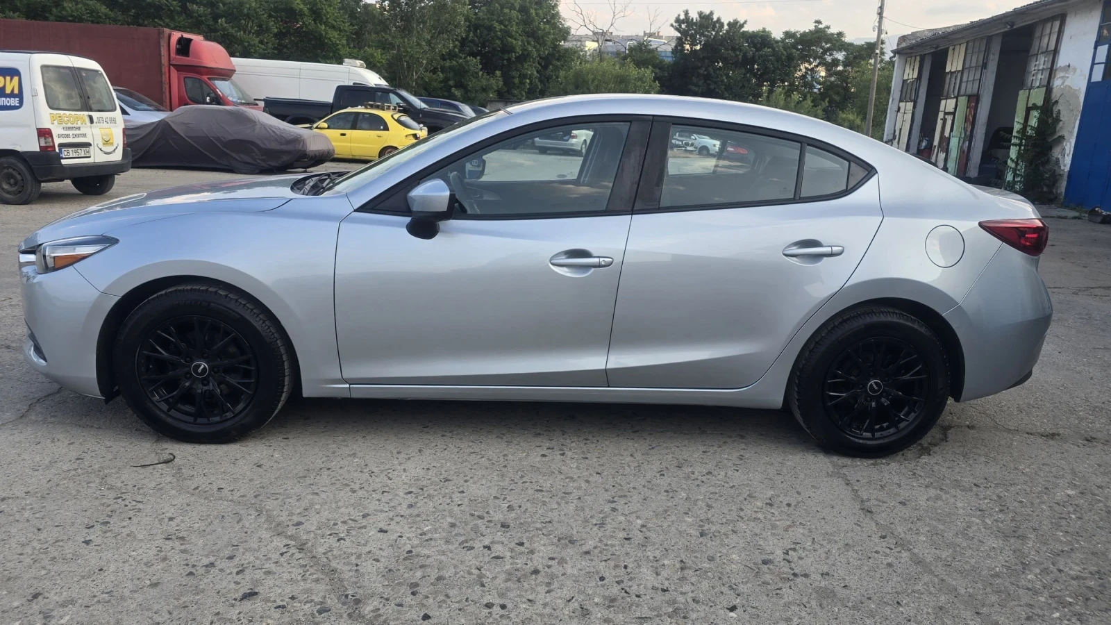 Mazda 3 SKYACTIV 2.0 - изображение 4