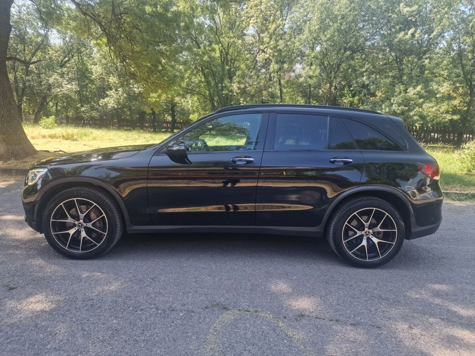 Mercedes-Benz GLC 300 AMG 4-MATIC - изображение 8